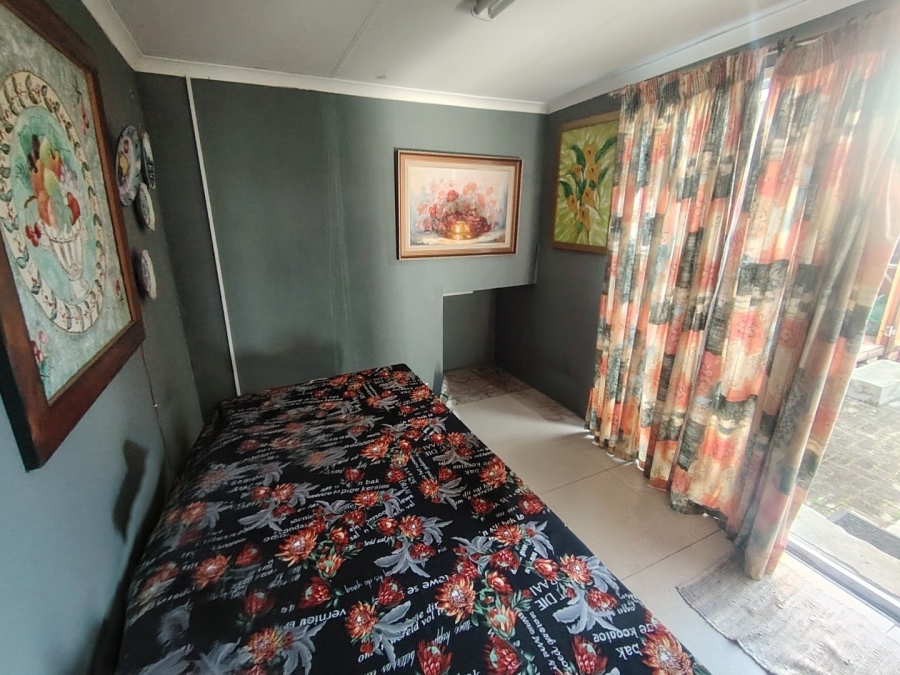 2 Bedroom Property for Sale in Sherwood Eastern Cape